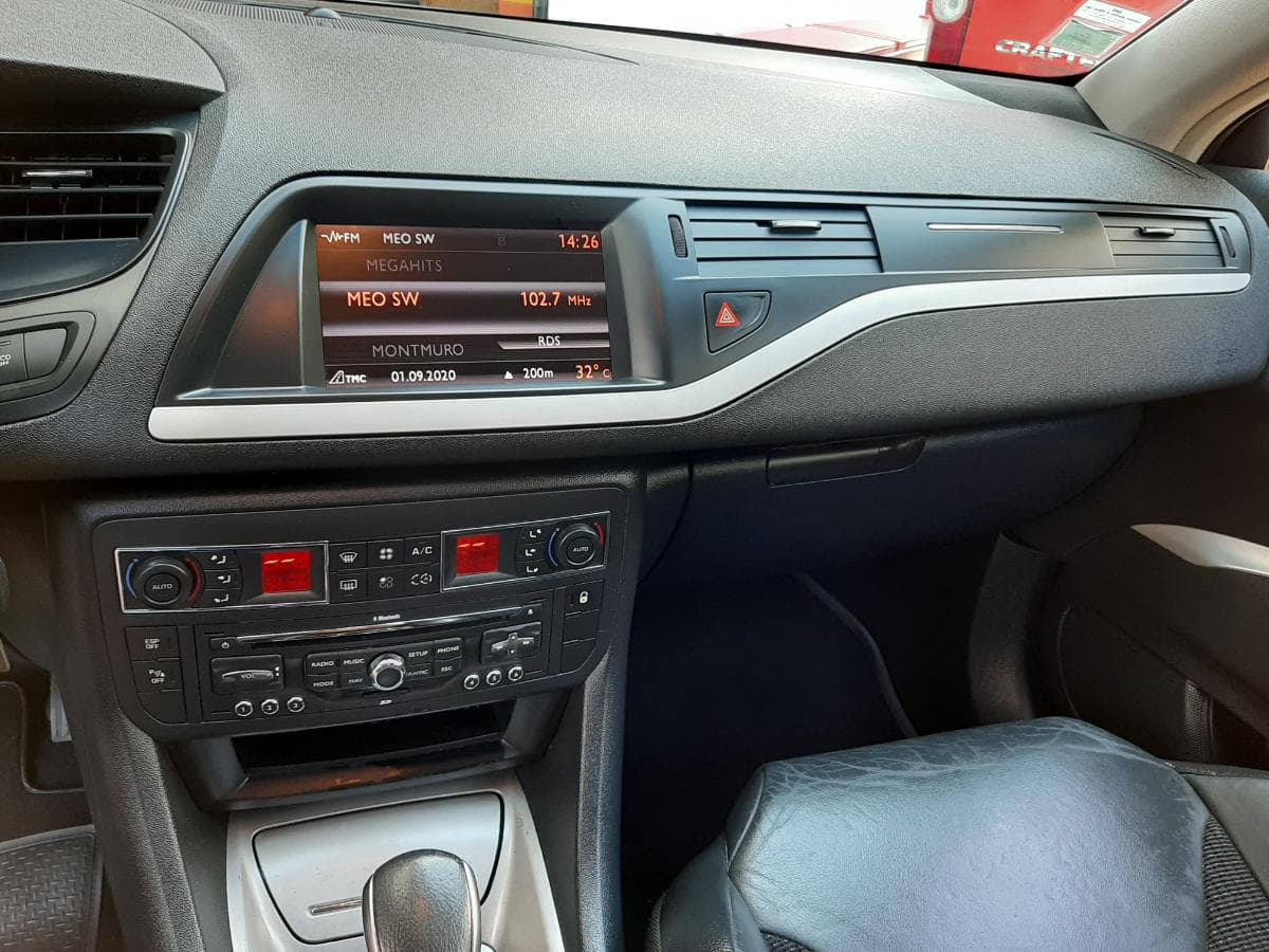 Citroën C5 Tourer HDI · Ano 2012 — imagem 21