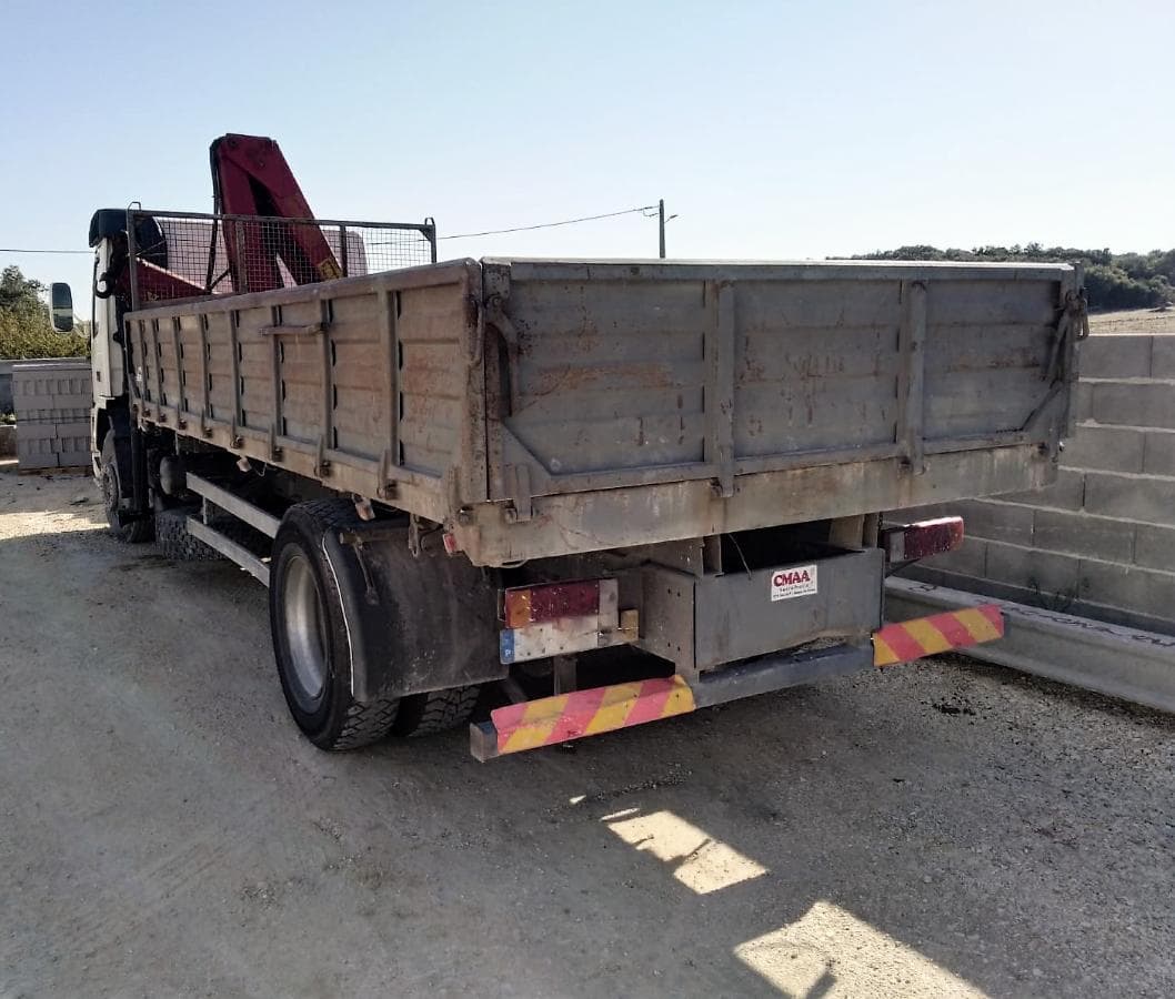 Veículo Volvo com Grua — imagen 5