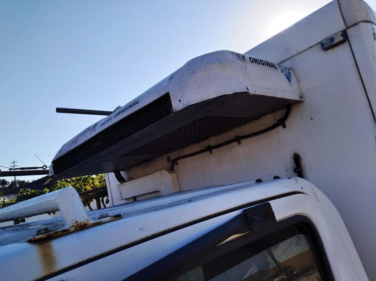 Veículo Isuzu Frigorífico — image 4