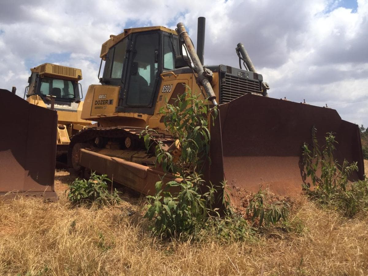 Bulldozer · — image 4