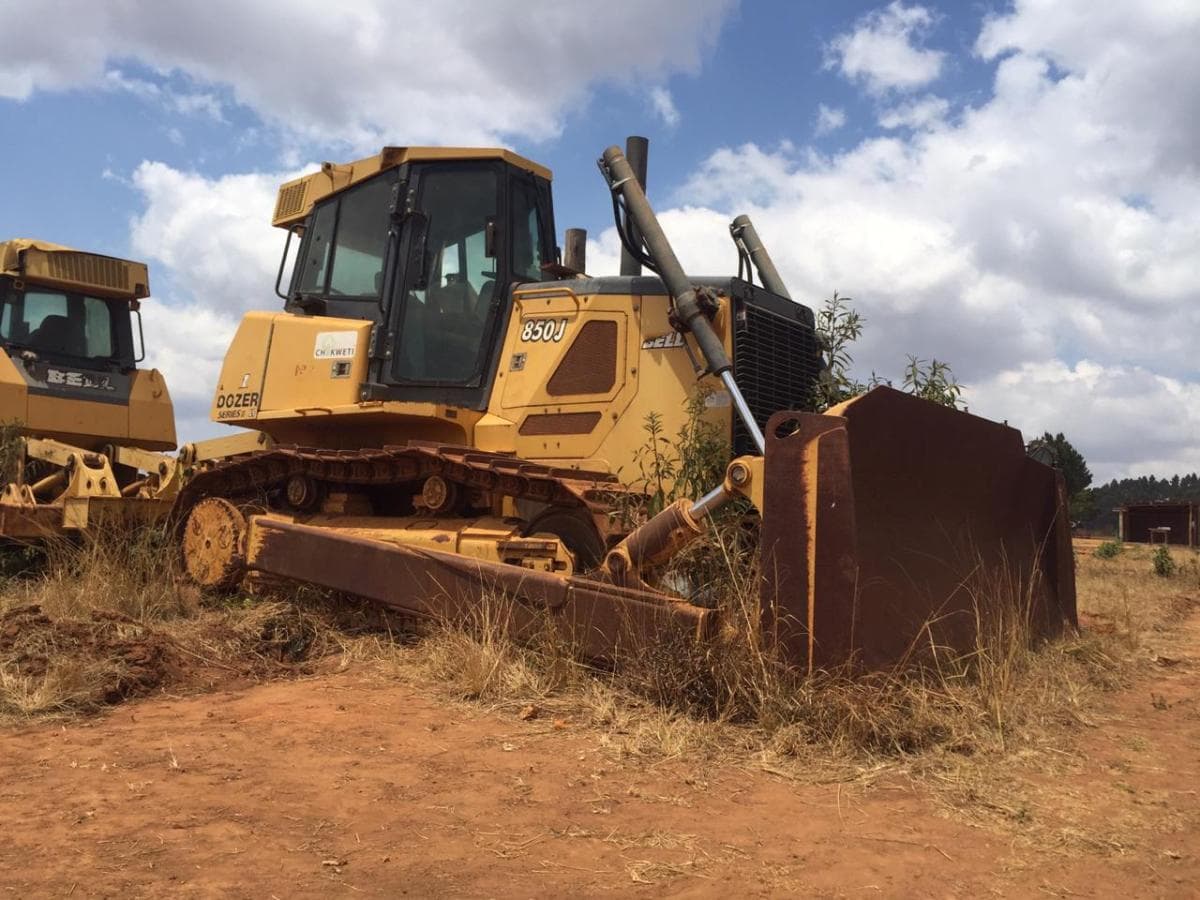 Bulldozer  · — imagem 2