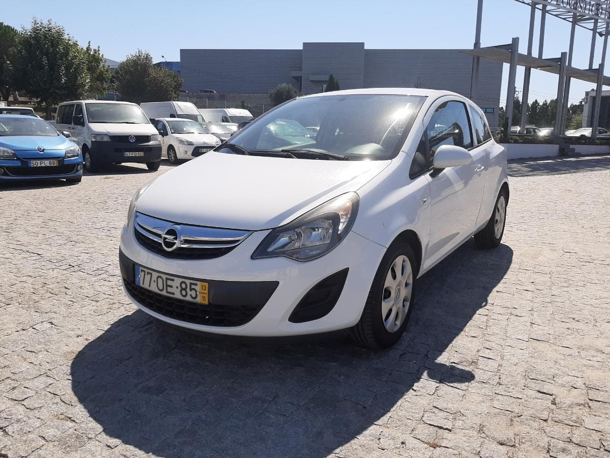 Opel Corsa 1.3 CDTI · Ano 2013 — imagem 3