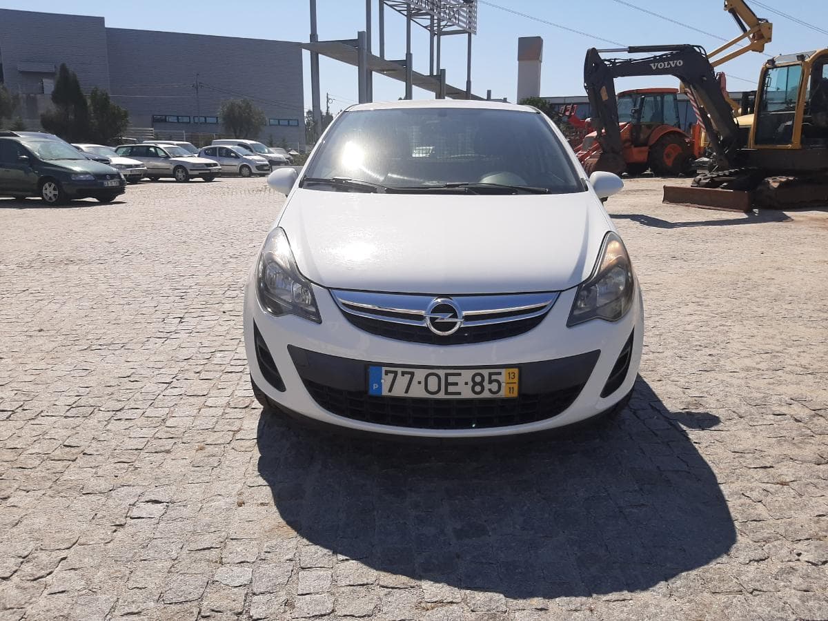 Opel Corsa 1.3 CDTI · Ano 2013 — imagem 2
