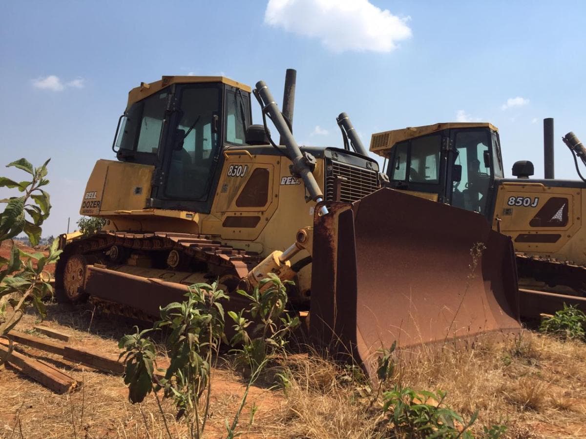 Bulldozer  · — imagem 2