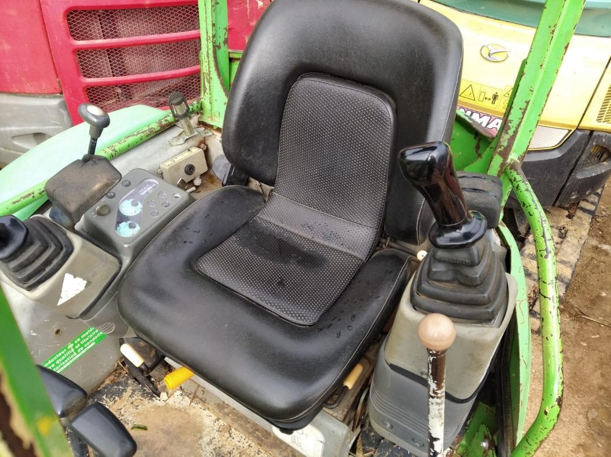 Mini Escavadora Yanmar 2.3 Ton — imagem 8
