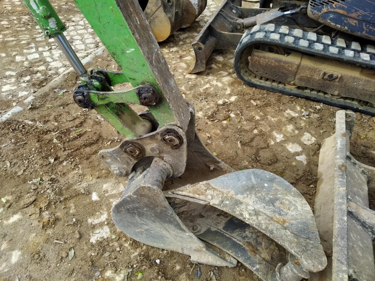 Mini Escavadora Yanmar 2.3 Ton — imagem 5