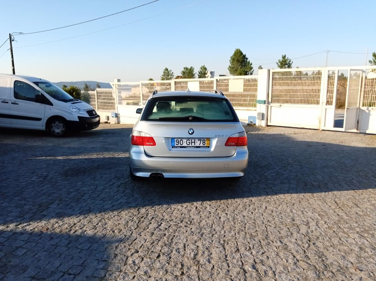 BMW 525D · Ano 2008 — imagem 5