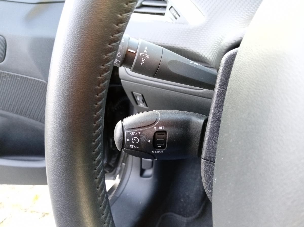 Peugeot 2008 · Ano 2019 — imagen 18