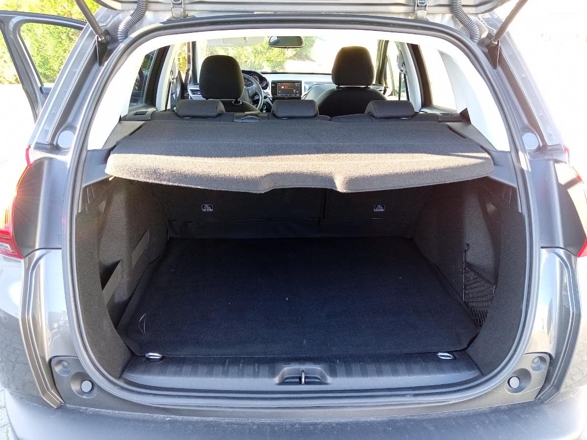 Peugeot 2008 · Ano 2019 — imagen 12