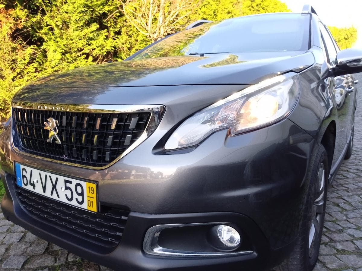 Peugeot 2008 · Ano 2019 — imagen 7