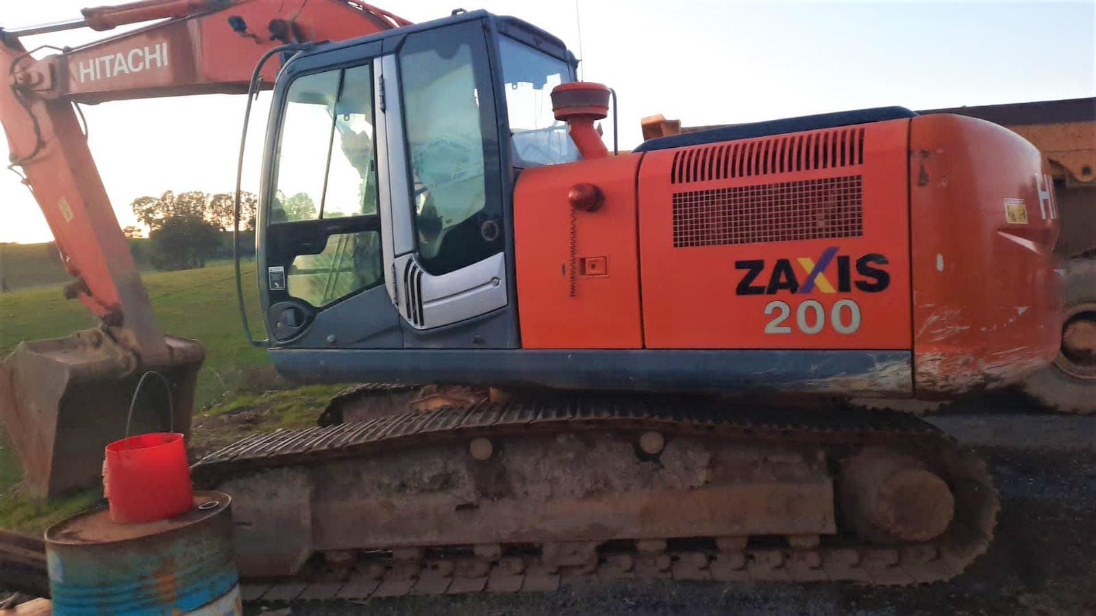 ESPANHA · Giratoria Hitachi 200