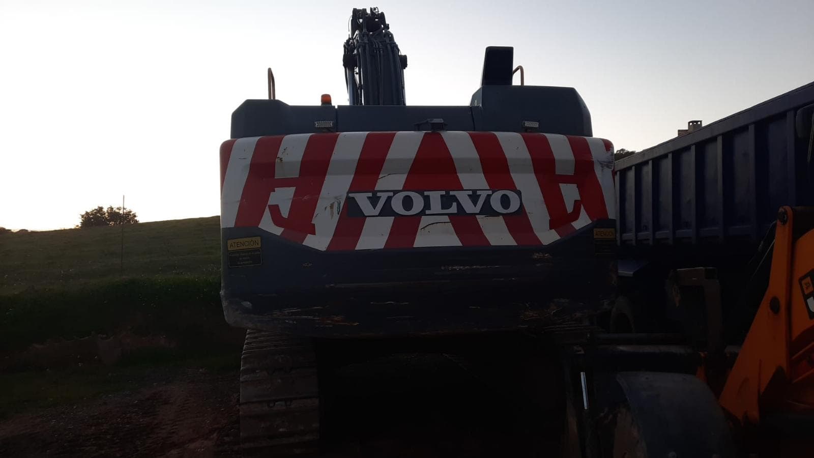 ESPANHA · Giratoria Volvo 380 — image 4