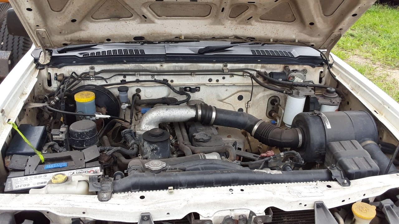 Nissan Hardbody · — imagem 7
