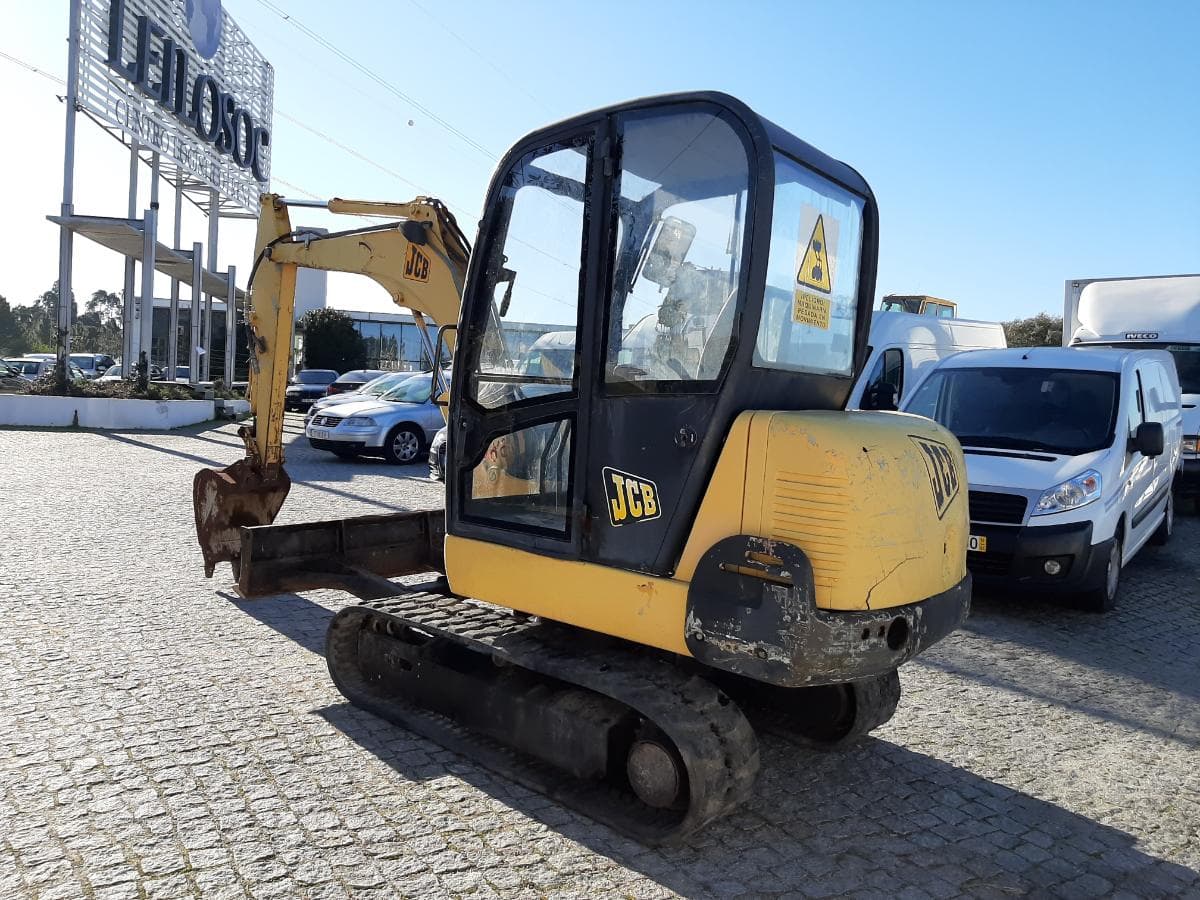 Mini Giratória JCB 8040 · Ano 2000 — imagem 4