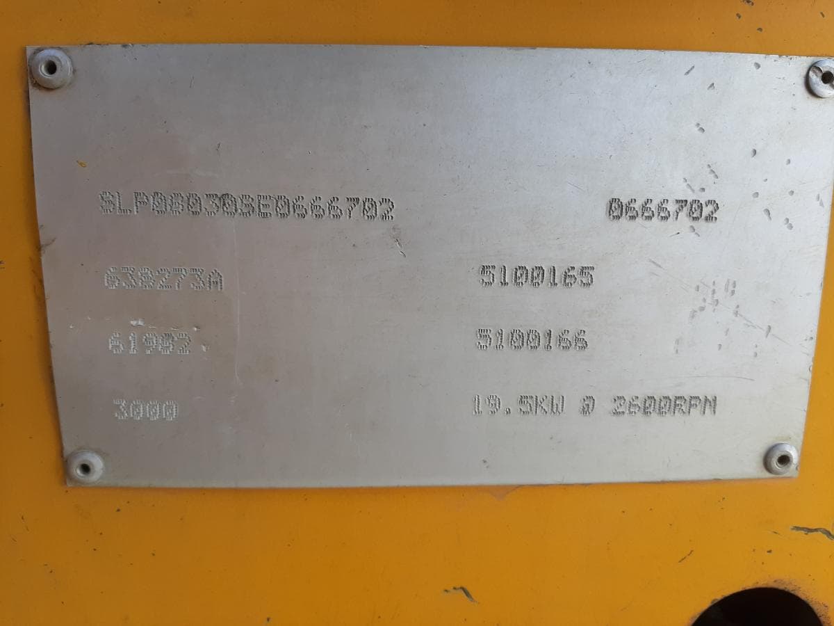 Mini Giratória JCB 803 — imagen 12