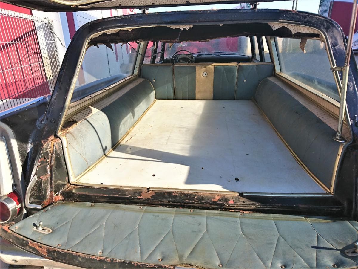 1958 Plymouth Custom Suburban — imagem 3