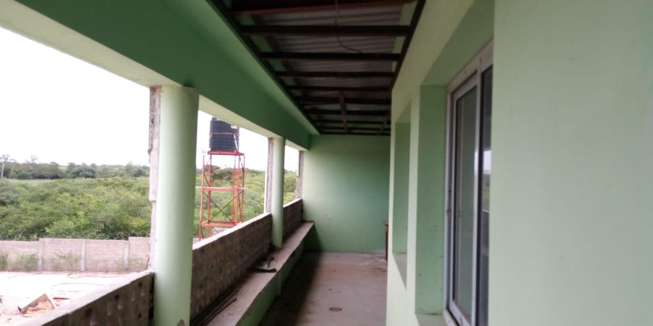 Moradia duplex T5 · — imagem 4