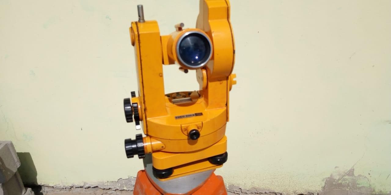 Máquina topográfica  ·