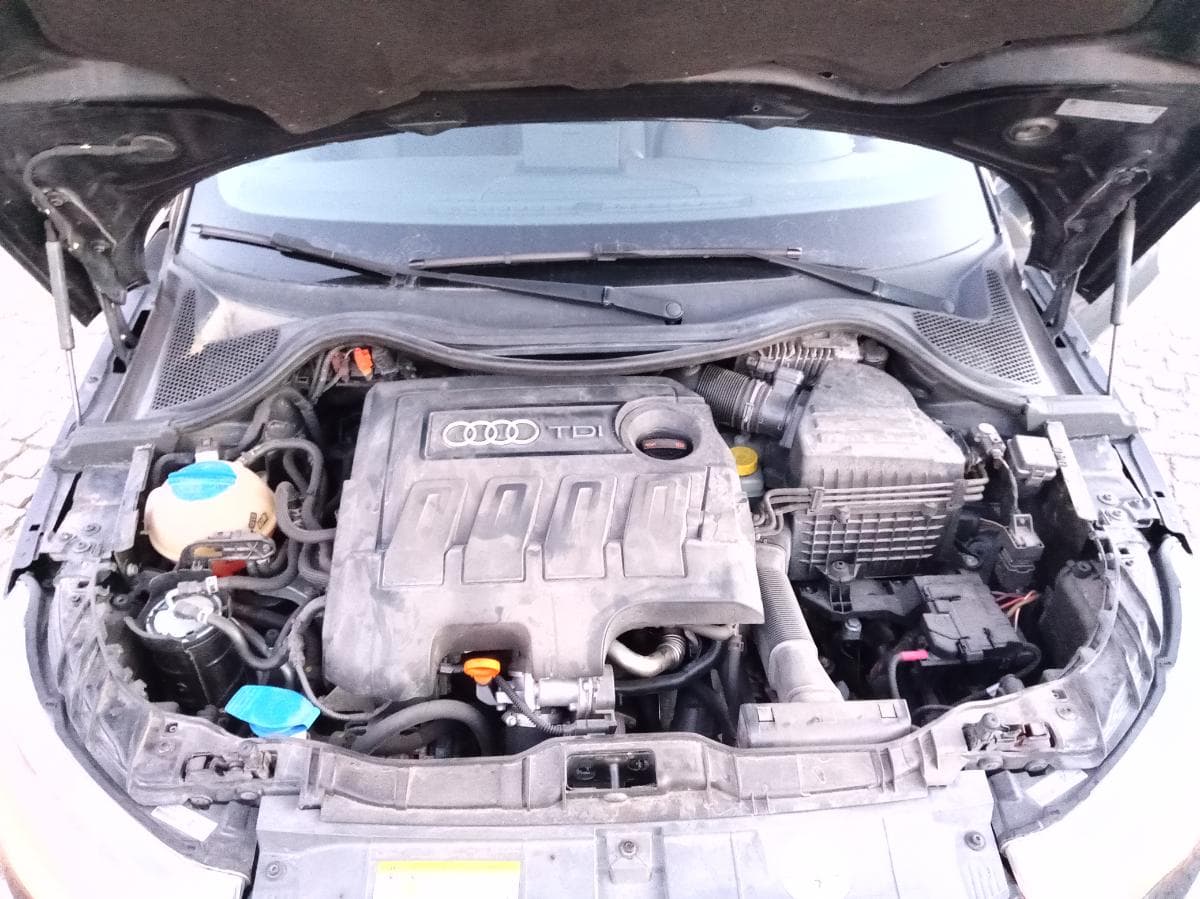 Audi A1 1.6 TDi · Ano 2013 — imagen 10