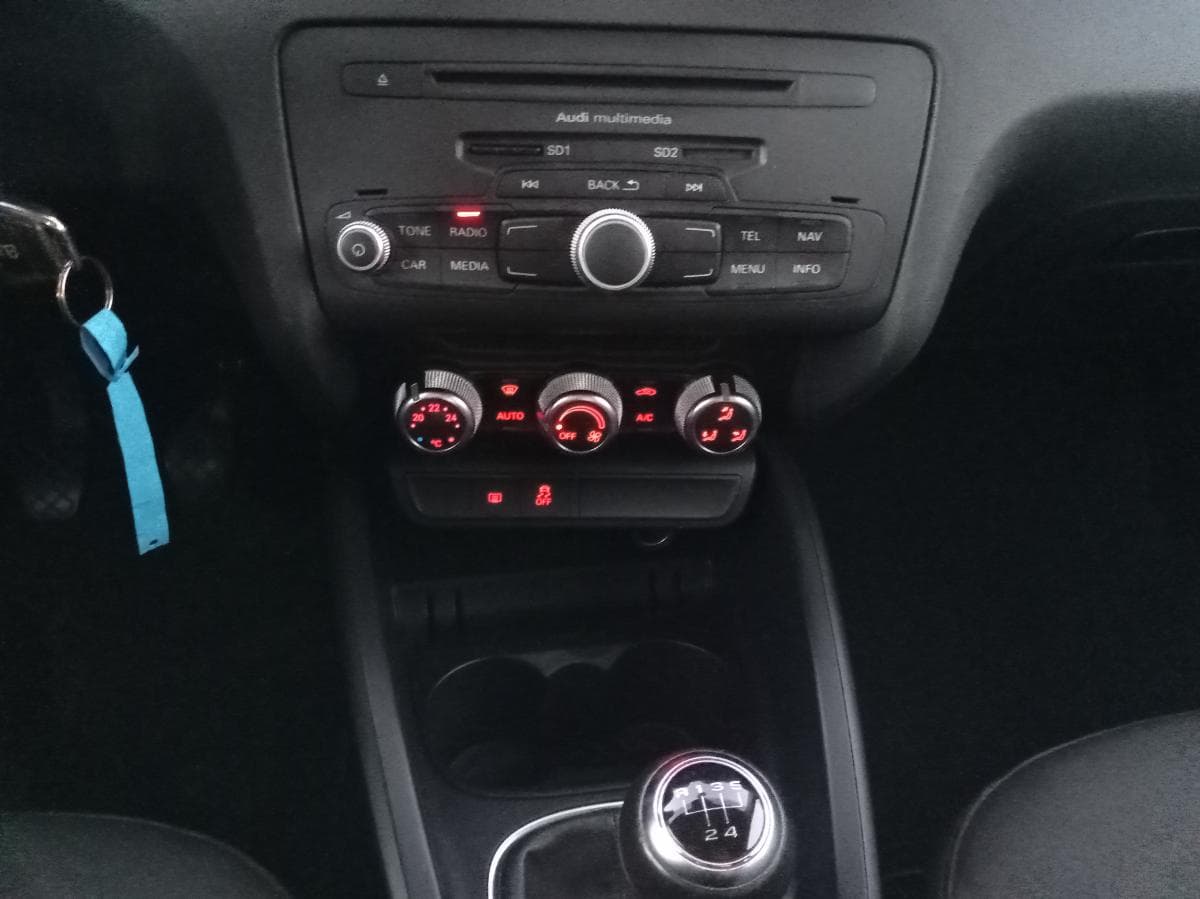 Audi A1 1.6 TDi · Ano 2013 — imagen 15