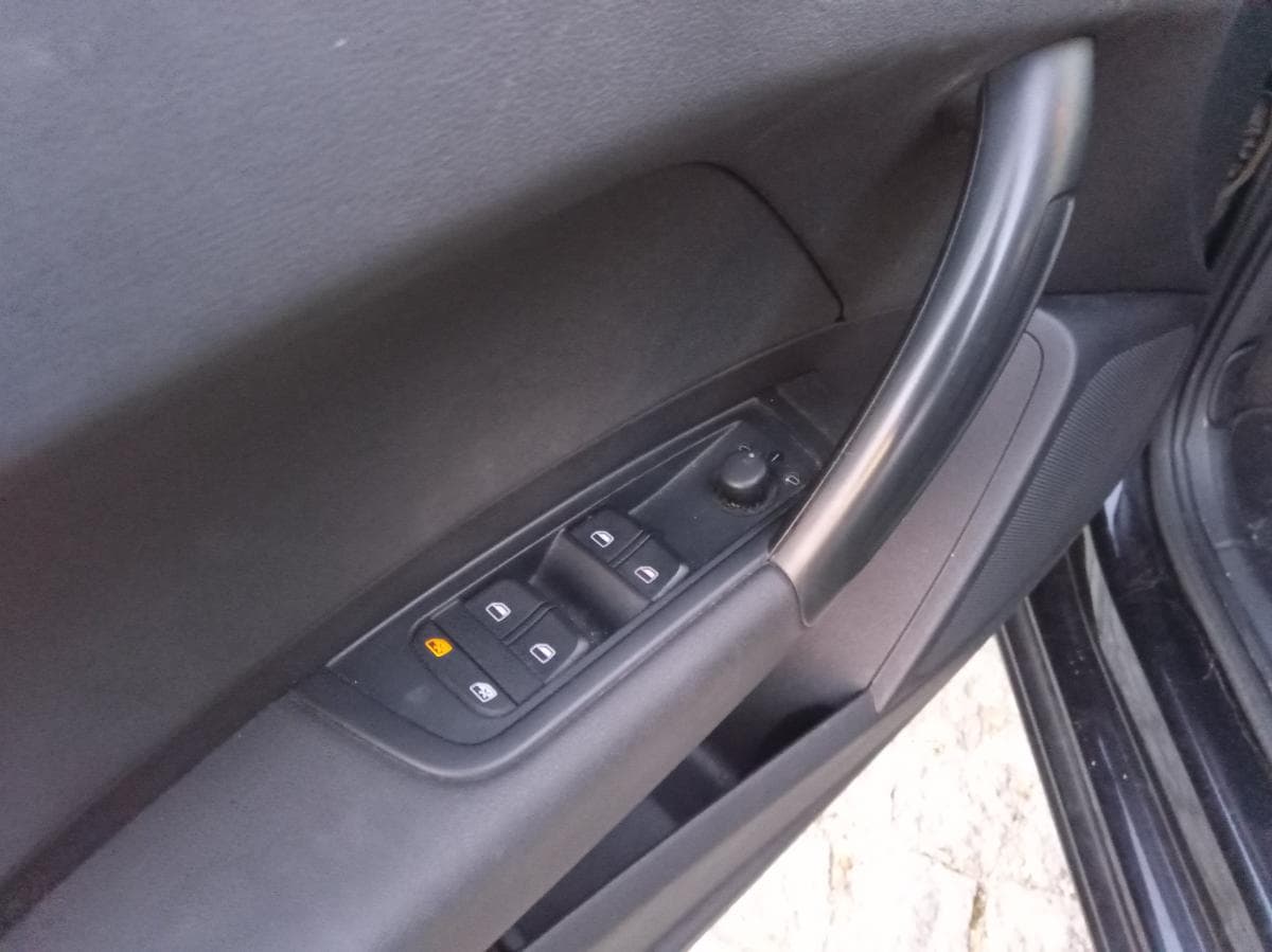 Audi A1 1.6 TDi · Ano 2013 — imagen 20
