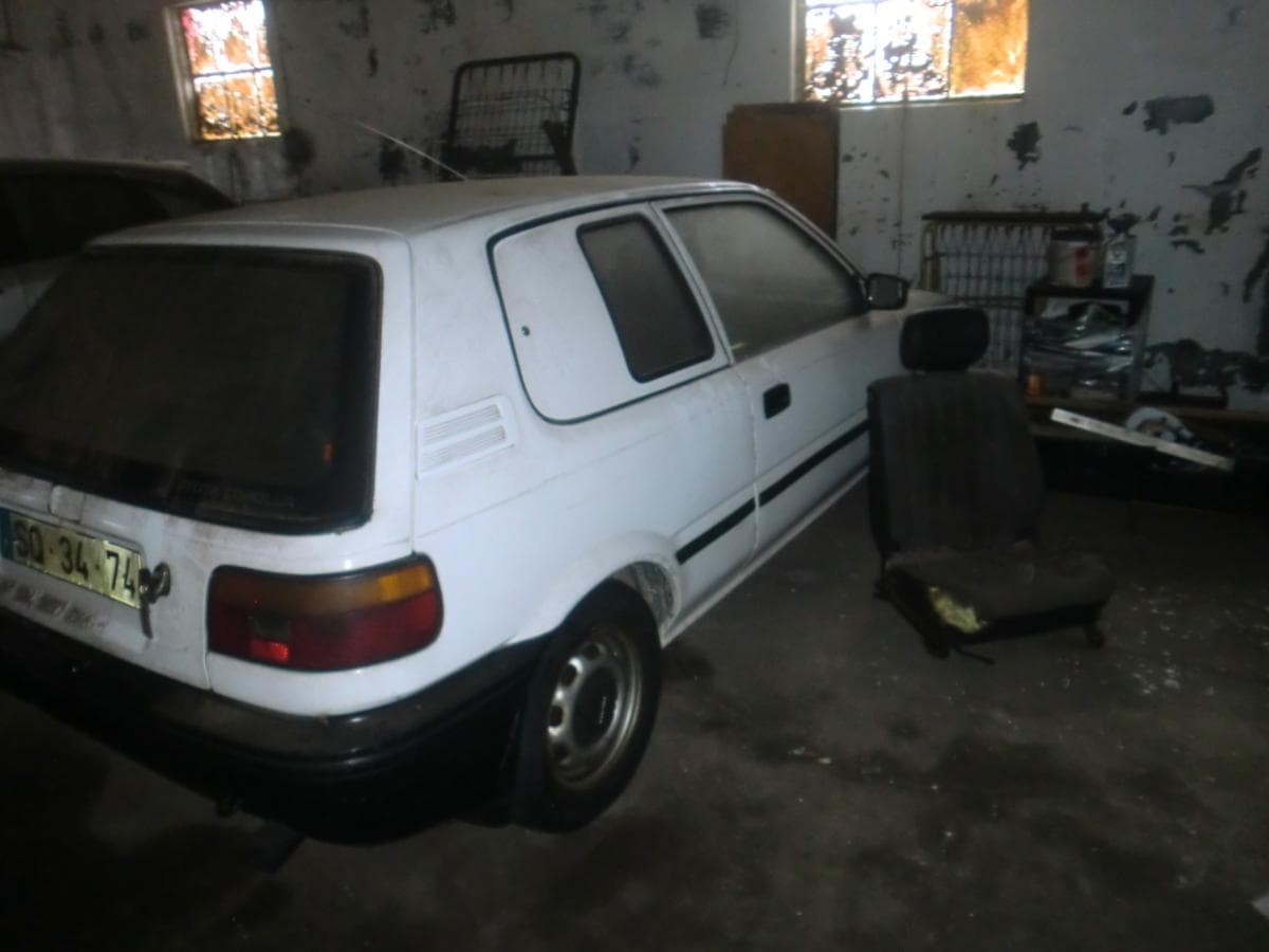 TOYOTA COROLA — image 2