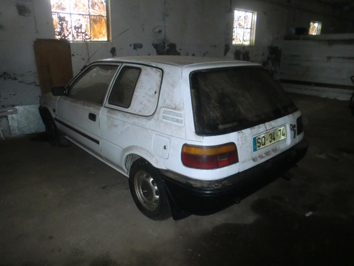 TOYOTA COROLA