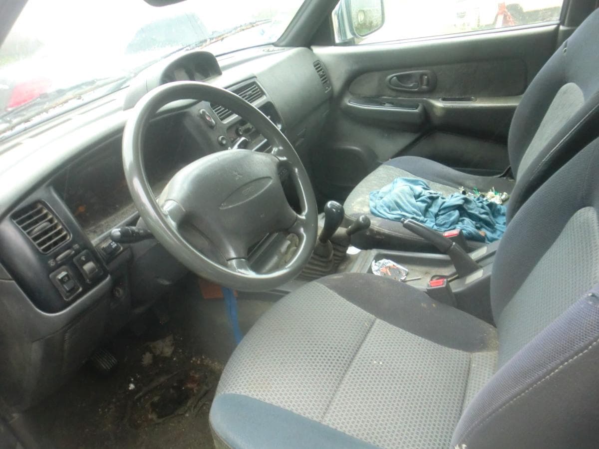 MITSUBISHI STRAKAR L200 — image 5