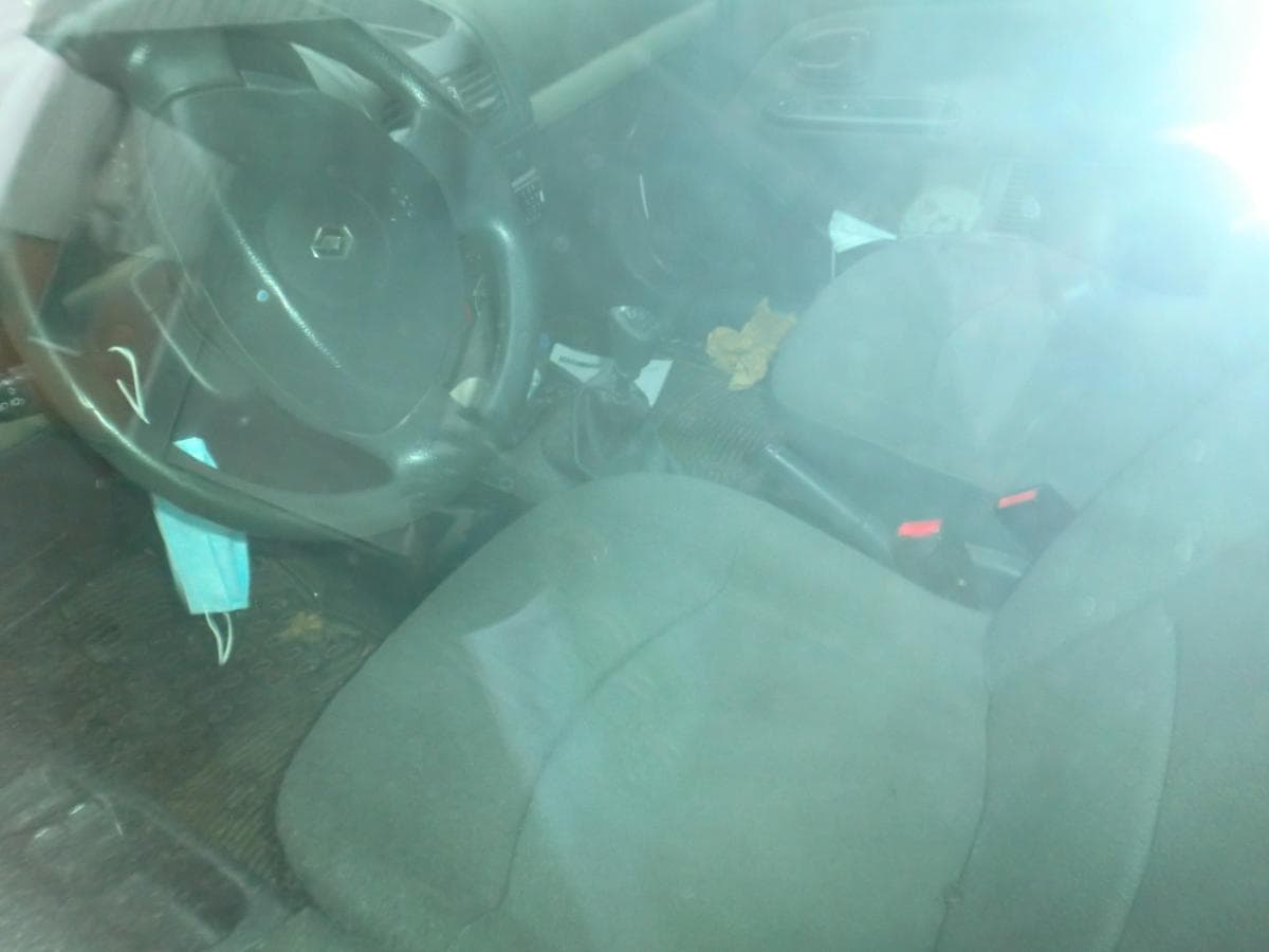 Renault Clio — image 4