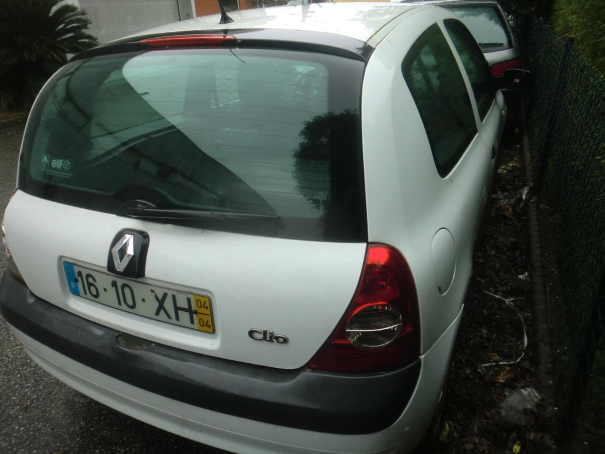 Renault Clio — image 3