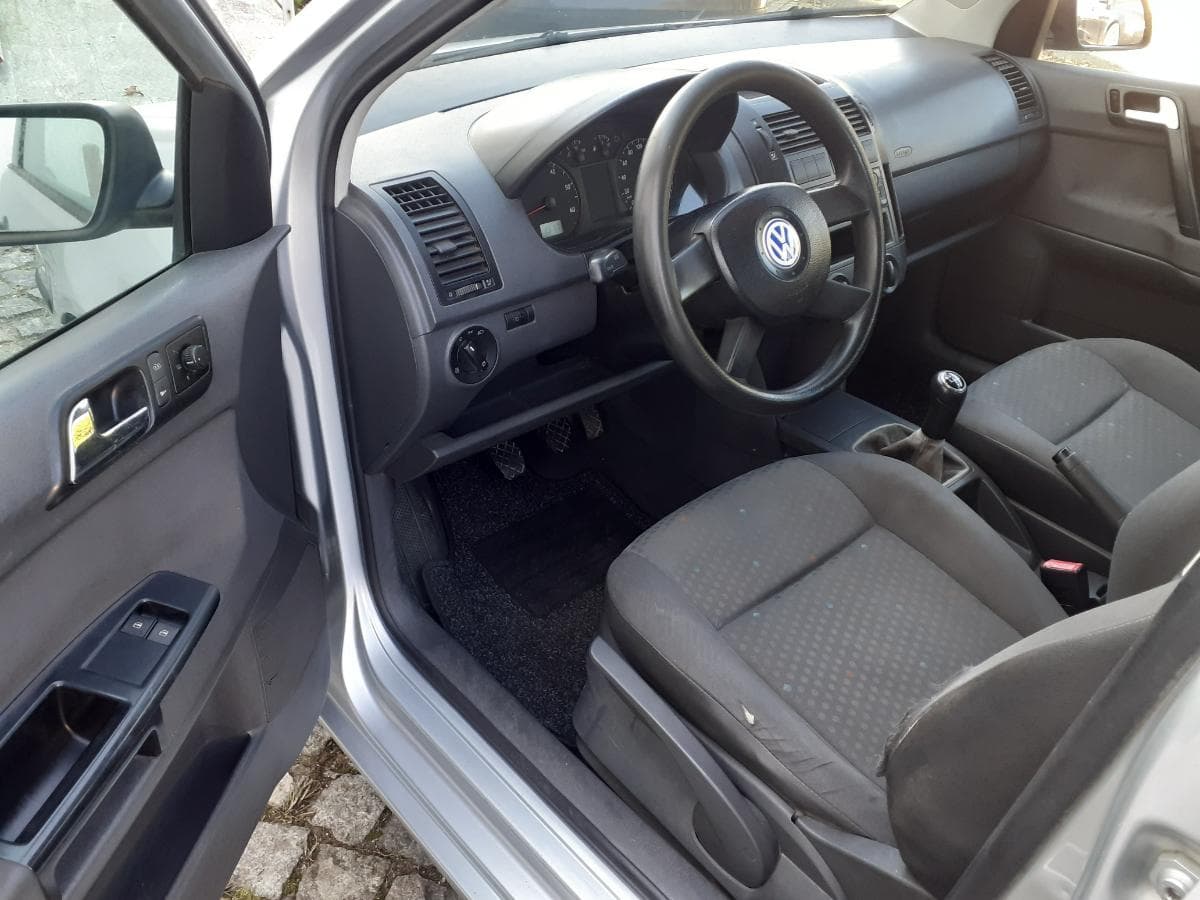 Volkswagen Polo 1.2 · Ano 2002 — imagem 10