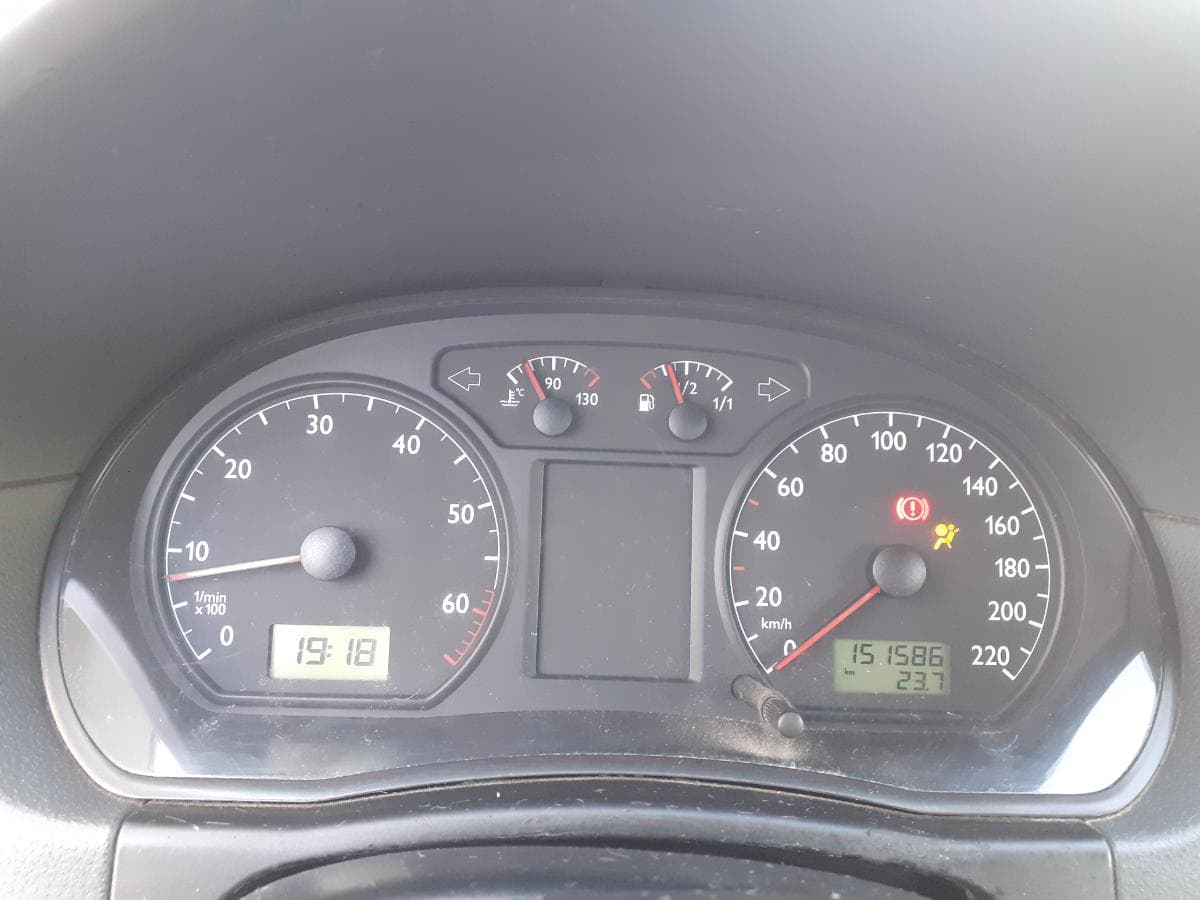 Volkswagen Polo 1.2 · Ano 2002 — imagem 17