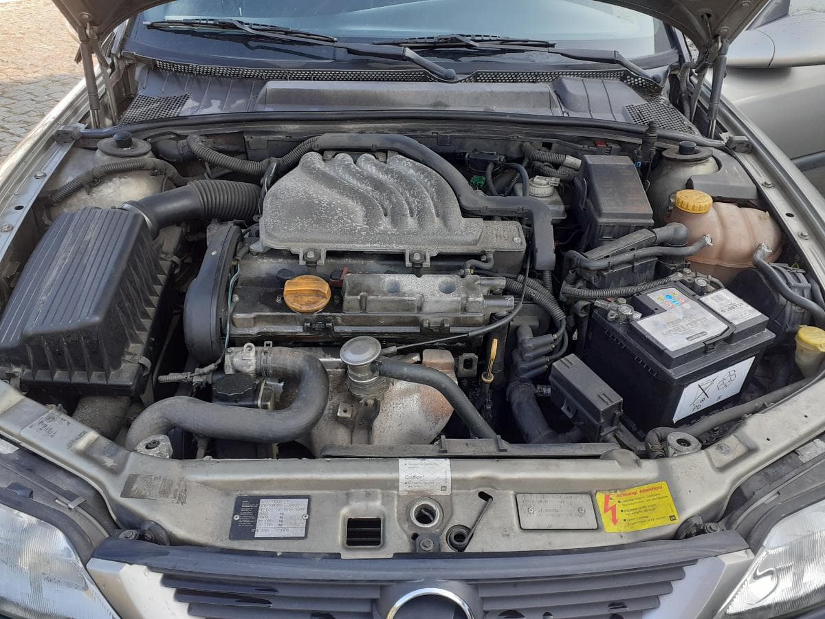 Opel Vectra 1.6 · Ano 1995 — imagem 8