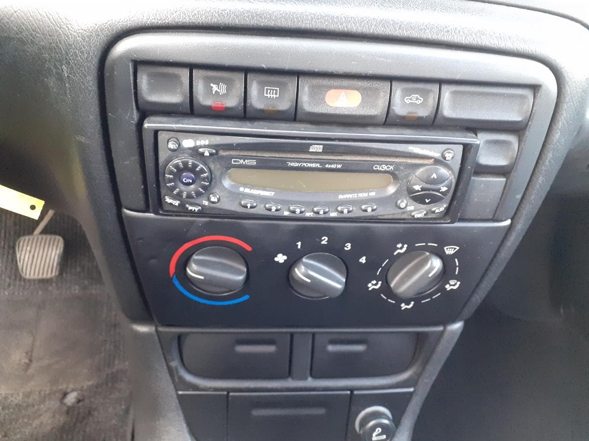Opel Vectra 1.6 · Ano 1995 — imagem 18