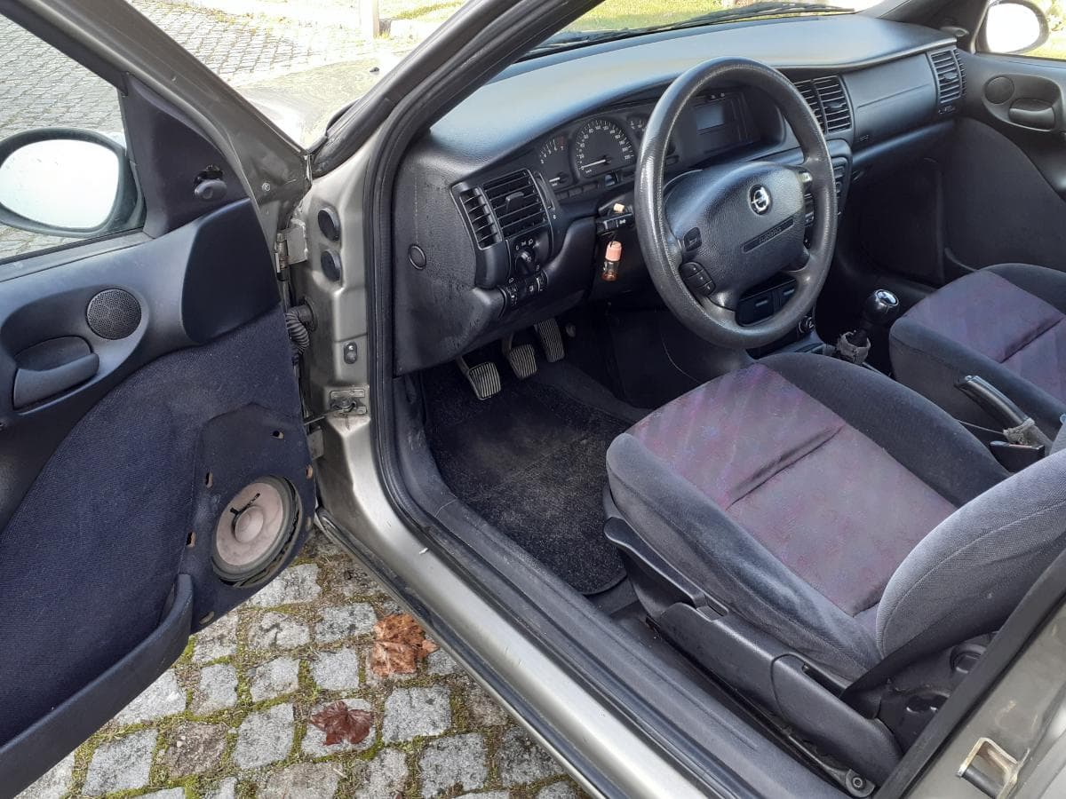 Opel Vectra 1.6 · Ano 1995 — imagem 12