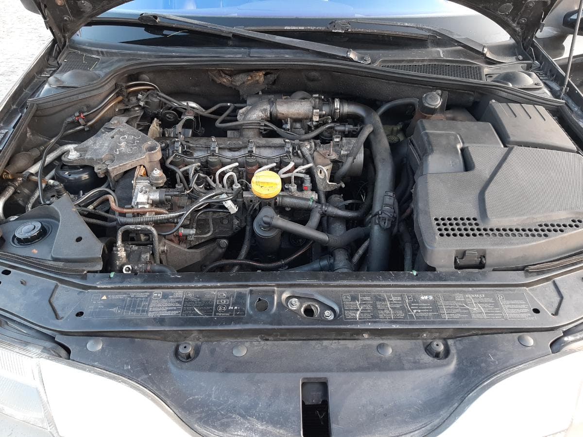 Renault Laguna 1.9 DCI · Ano 2004 — imagem 8