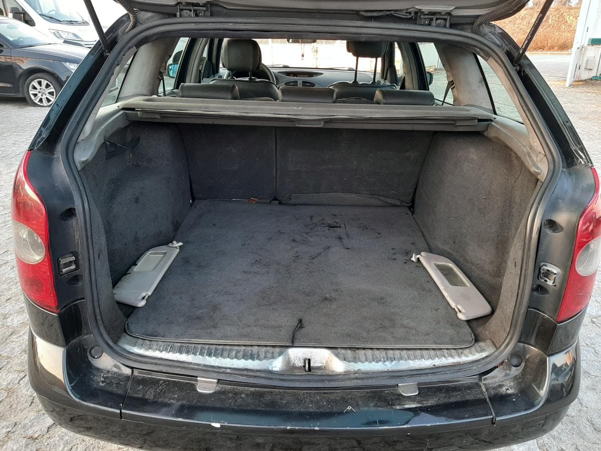 Renault Laguna 1.9 DCI · Ano 2004 — imagem 10