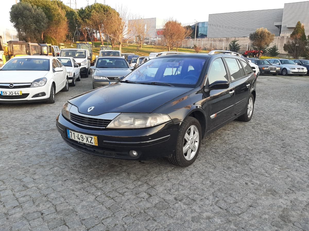 Renault Laguna 1.9 DCI · Ano 2004 — imagem 3