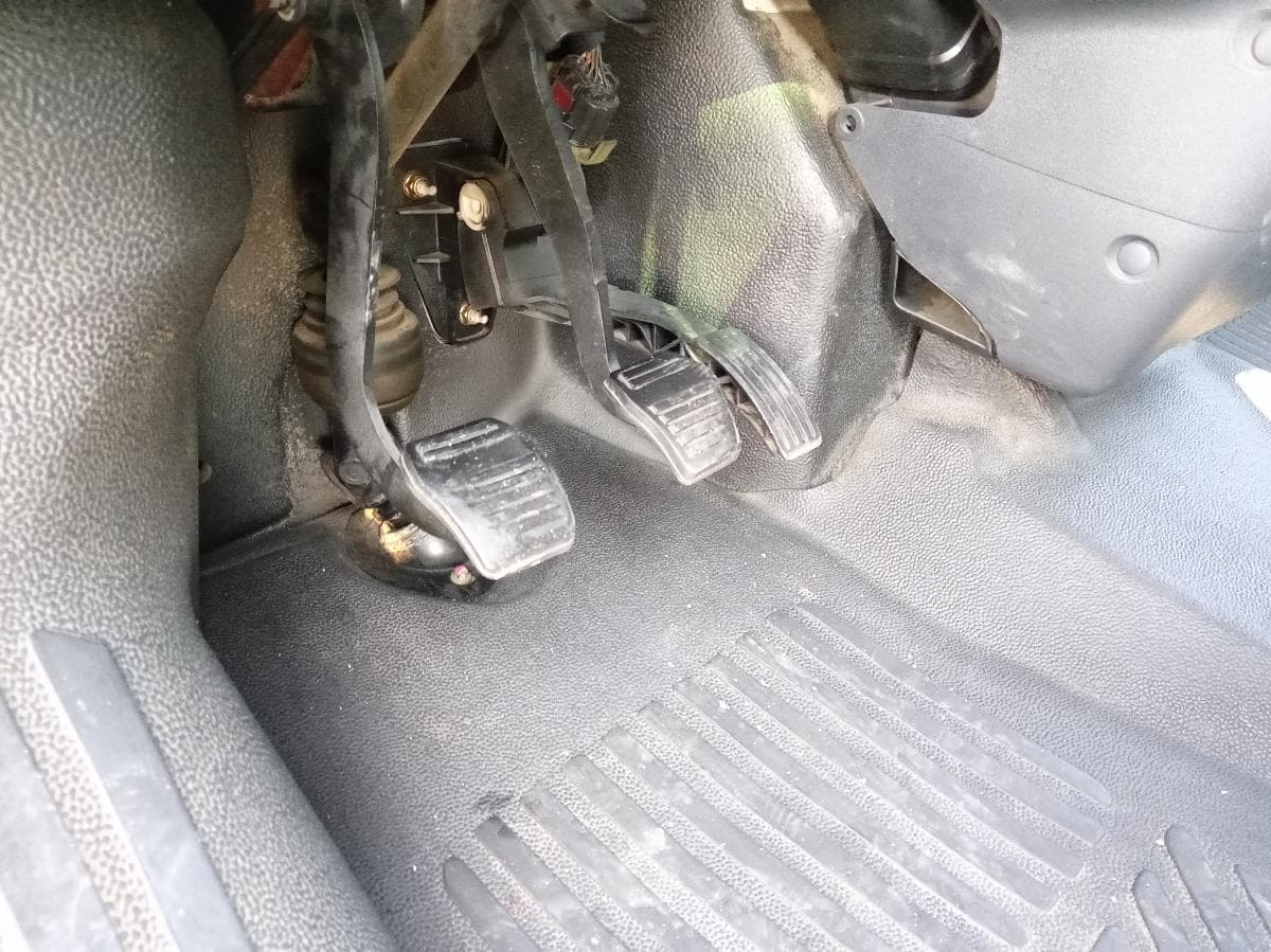 Ford Transit 2.0 · 9 Lugares · Ano 2004 — imagem 13