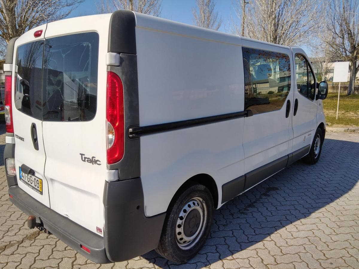 RENAULT TRAFIC — imagen 4
