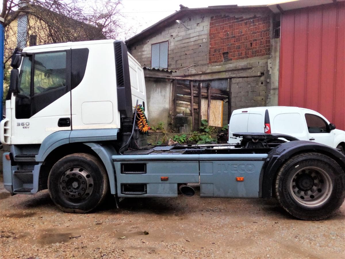 Iveco Stralis 360 — imagen 1