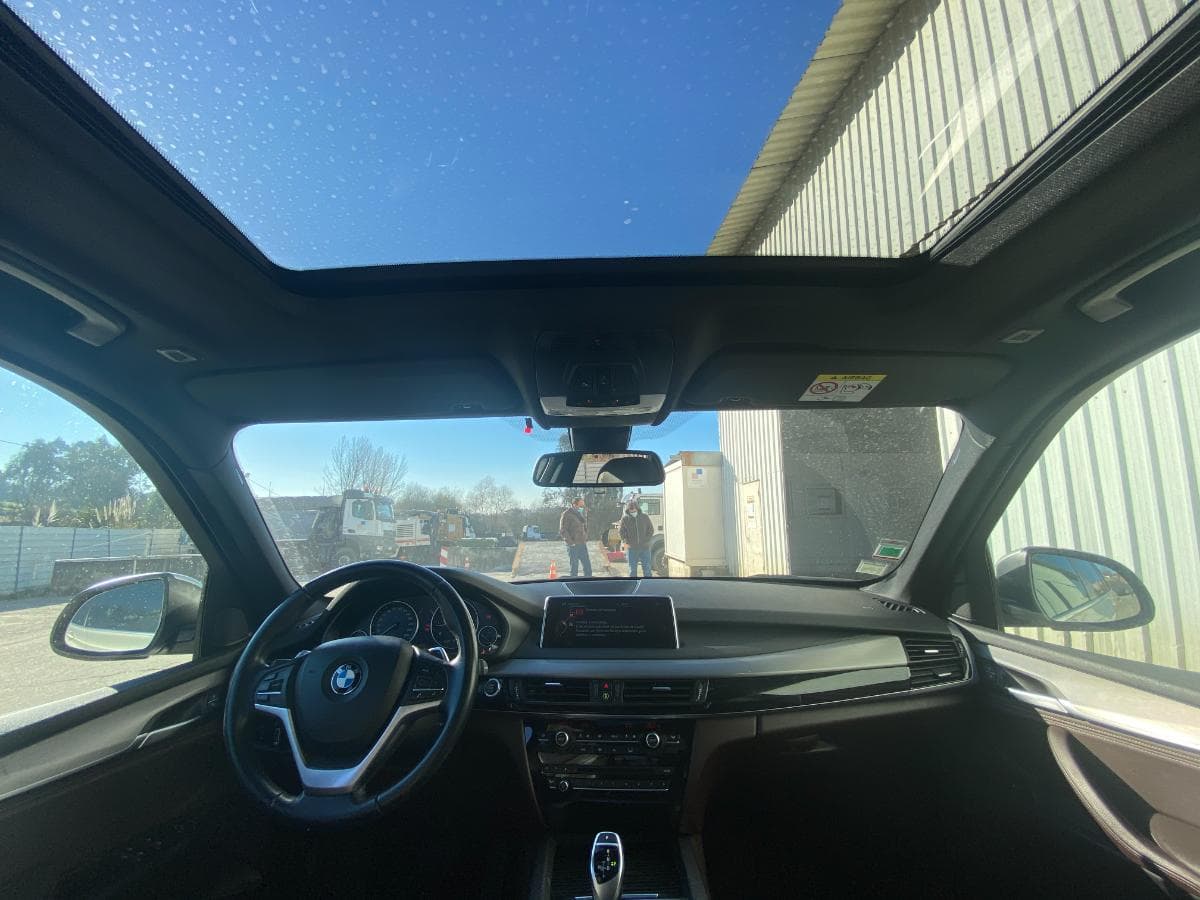 BMW X5 DRIVE 40D — image 11