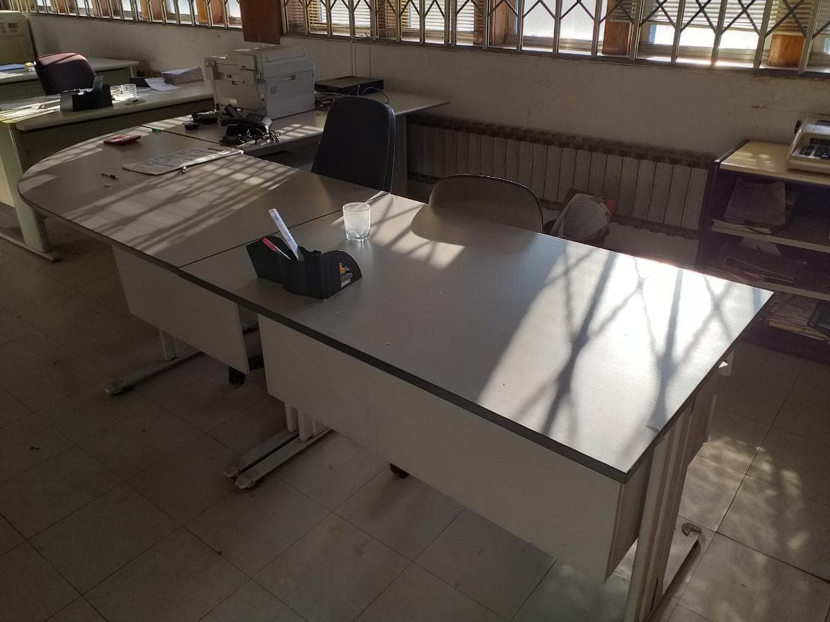 Equipamento de Escritório + Mobiliário + Diversos — imagen 19