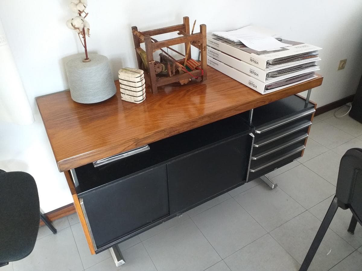 Equipamento de Escritório + Mobiliário + Diversos — imagen 24