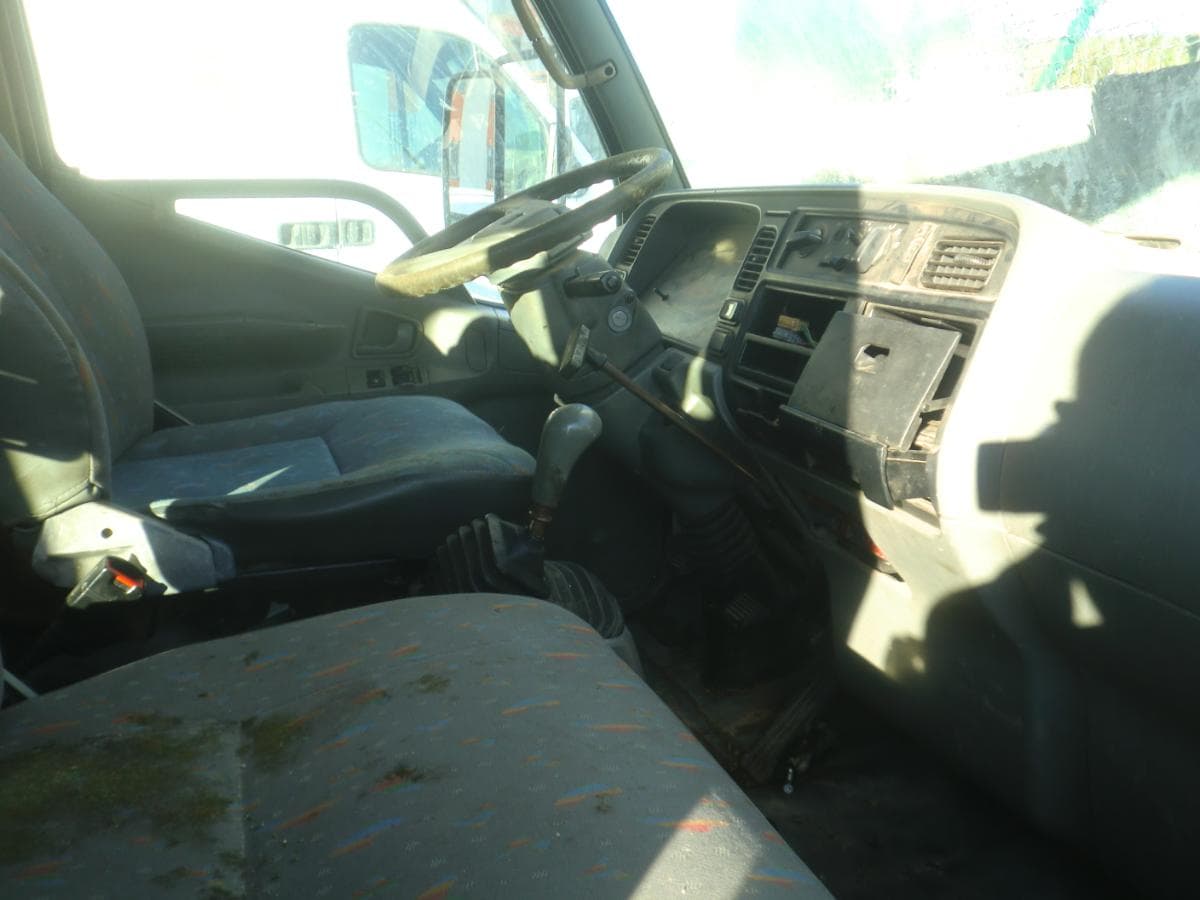 MITSUBISHI CANTER — image 7