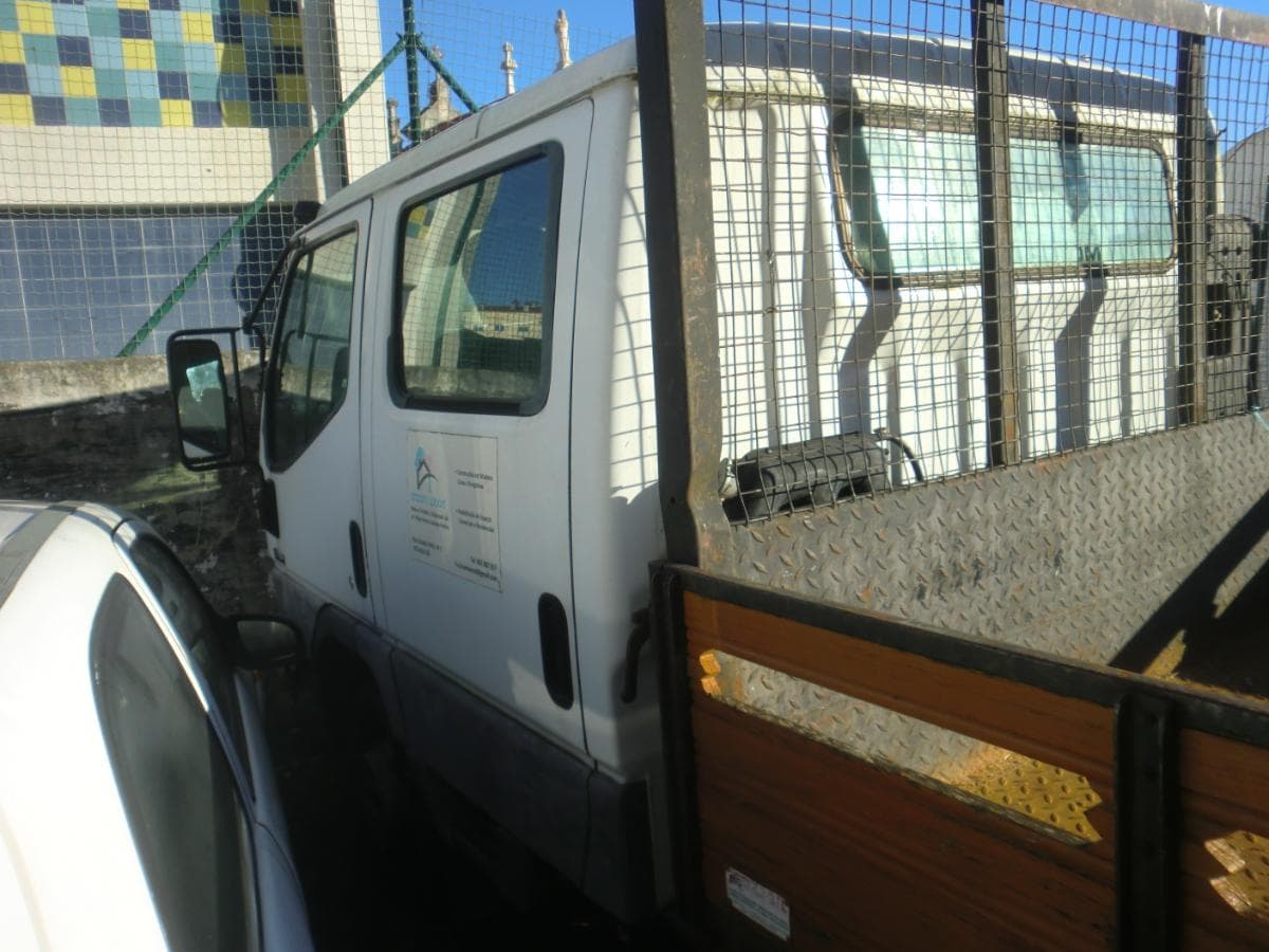 MITSUBISHI CANTER — image 2