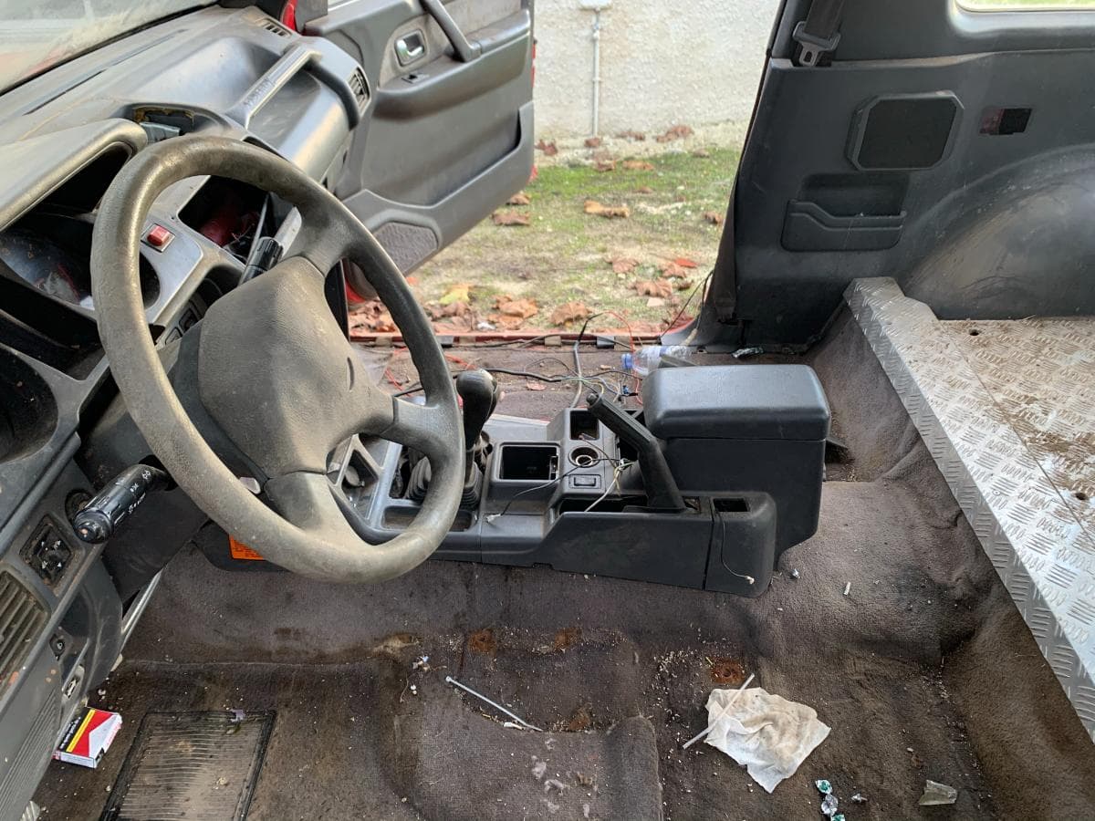MITSUBISHI PAJERO — imagen 5