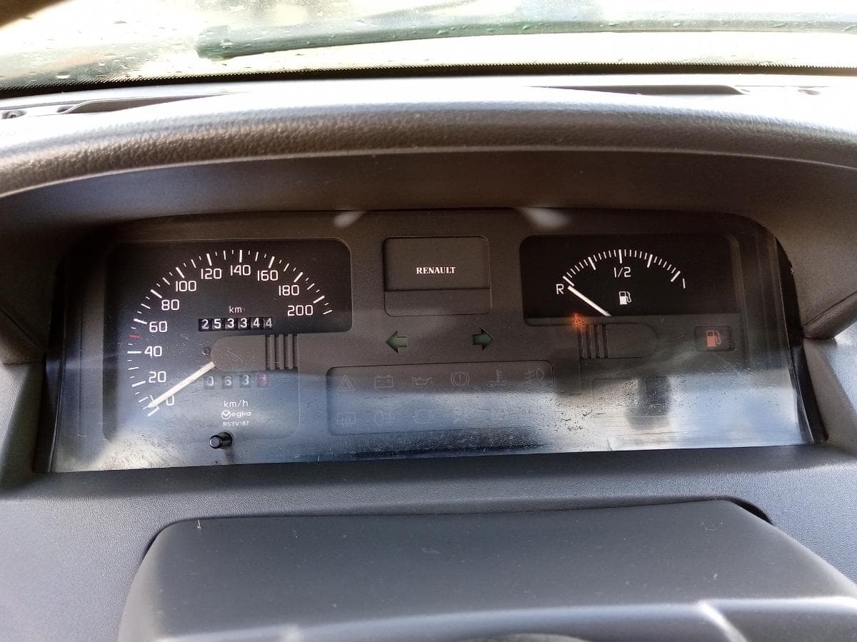 Renault Clio · Ano 1997 — imagen 12