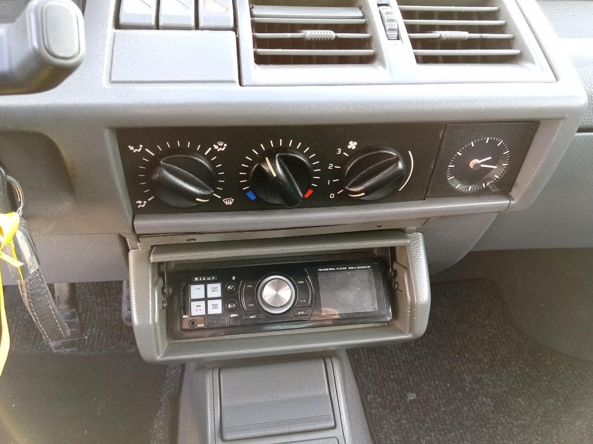 Renault Clio · Ano 1997 — imagen 13