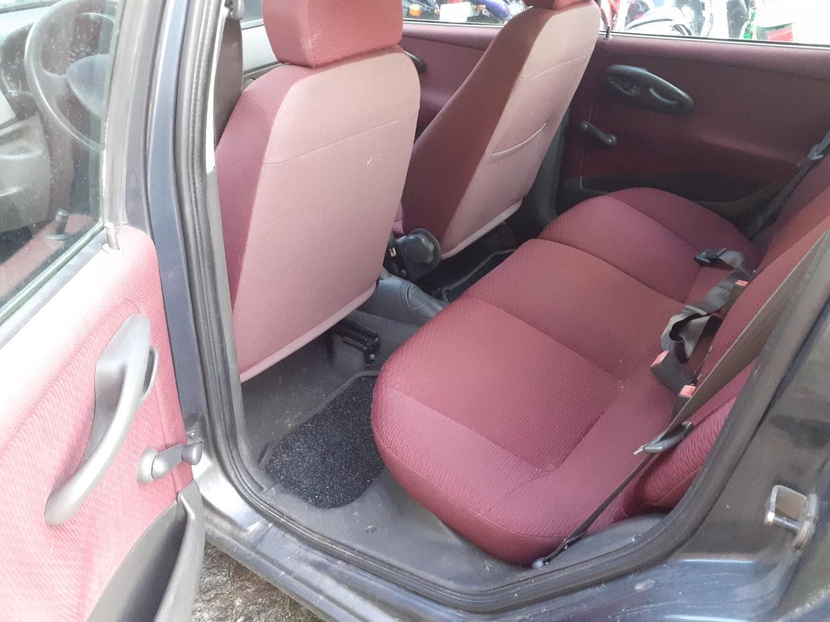 Fiat Punto 1.2 · Ano 1999 — image 17